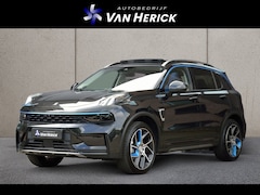 Lynk & Co 01 - 1.5 Plug-In Hybrid | Panoramadak | 360 Camera | Infinity Sound
