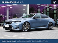 BMW M5 - 5 Serie Automaat / M Drive Professional / Trekhaak / Bowers & Wilkins / M Multifunctionele