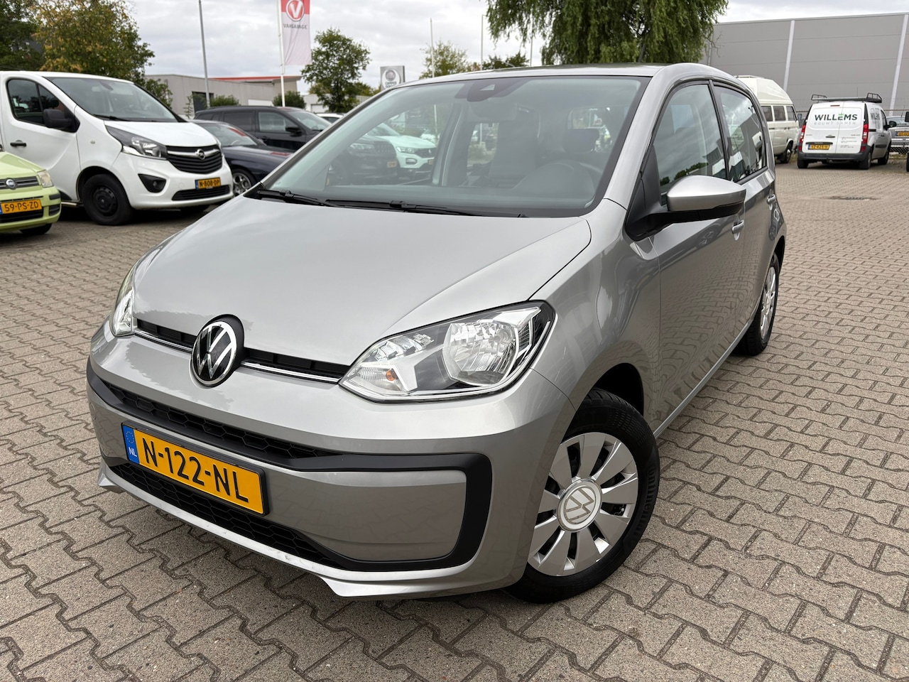 Volkswagen Up! - 1.0 1.0 - AutoWereld.nl