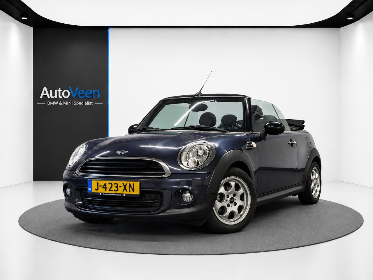 MINI Cabrio - Mini 1.6 One Salt (STOELVERWARMING, NAVI, HALF LEDER, PARKEERSENSOREN, GOED ONDERHOUDEN) - AutoWereld.nl