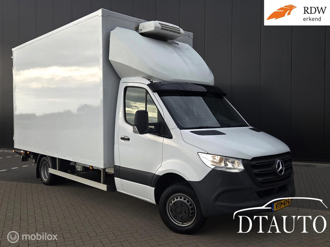 Mercedes-Benz Sprinter - bestel 319 Koelwagen met laadklep <3500Kg - AutoWereld.nl