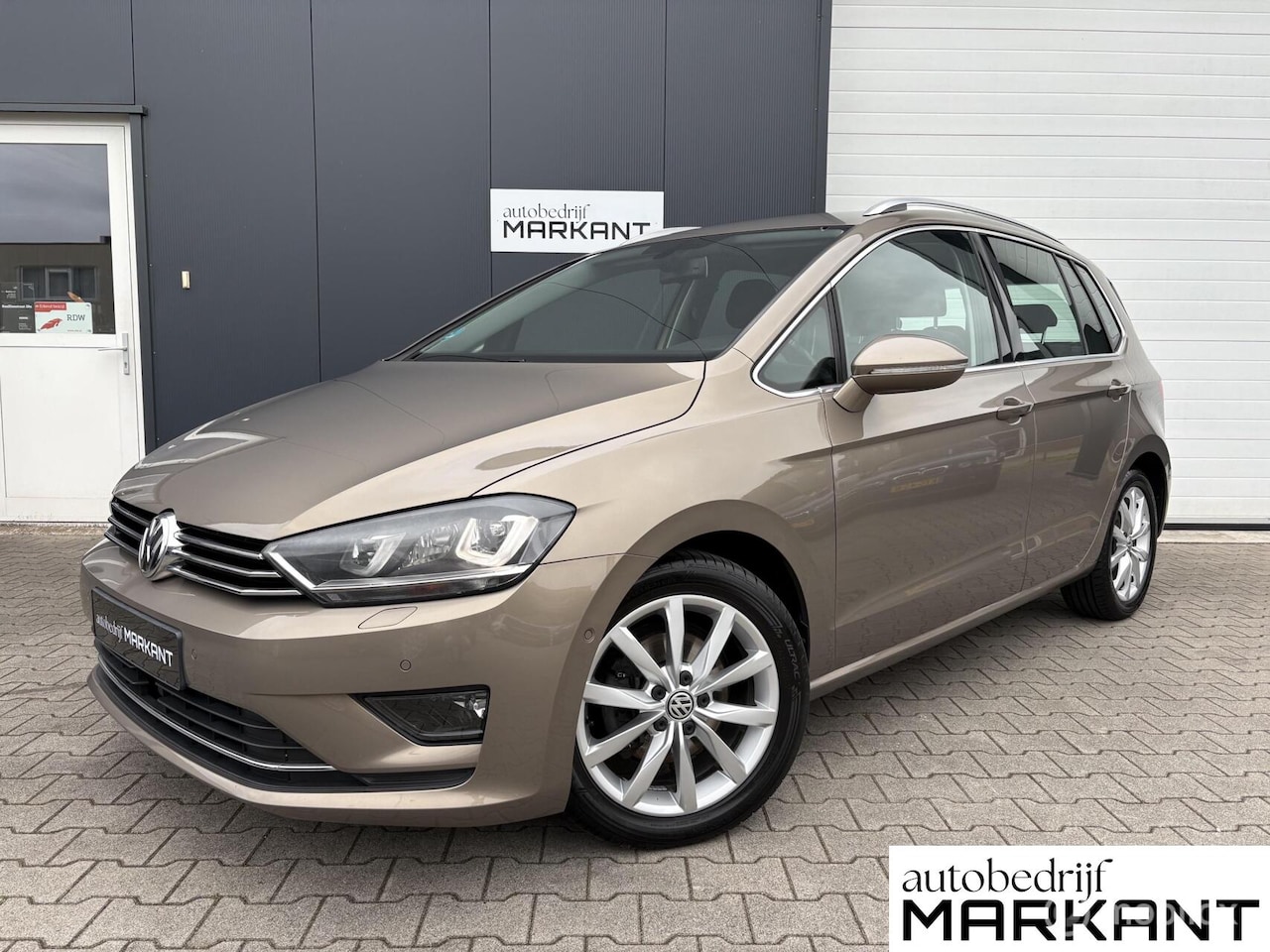 Volkswagen Golf Sportsvan - 1.4 TSI DSG Highline/ Xenon / Navi - AutoWereld.nl