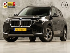 BMW X1 - xDrive25e Automaat 245Pk (APPLE CARPLAY, HEAD-UP DISPLAY, 360 CAMERA, GETINT GLAS, LEDER,