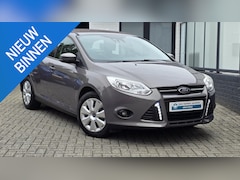 Ford Focus Wagon - 1.0 EcoBoost Trend 100pk Airco, Blis, PDC, Led, Trekhaak, Nieuwe Riem, Nieuwe Koppeling, A