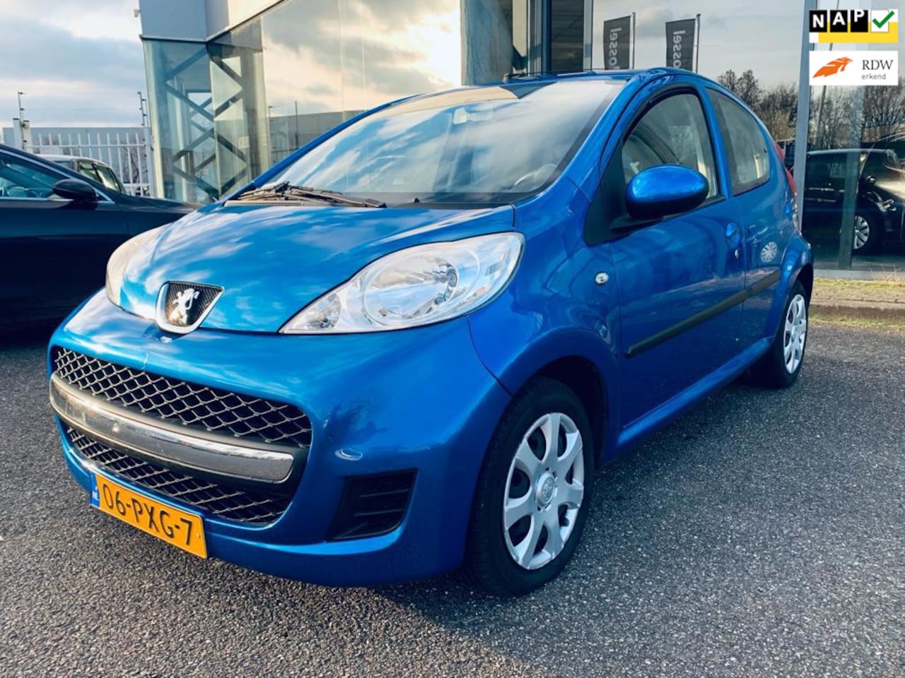 Peugeot 107 - 1.0-12V Millesim 200 1.0-12V Millesim 200, Airco, 5 Deurs, NAP, Nieuw APK - AutoWereld.nl
