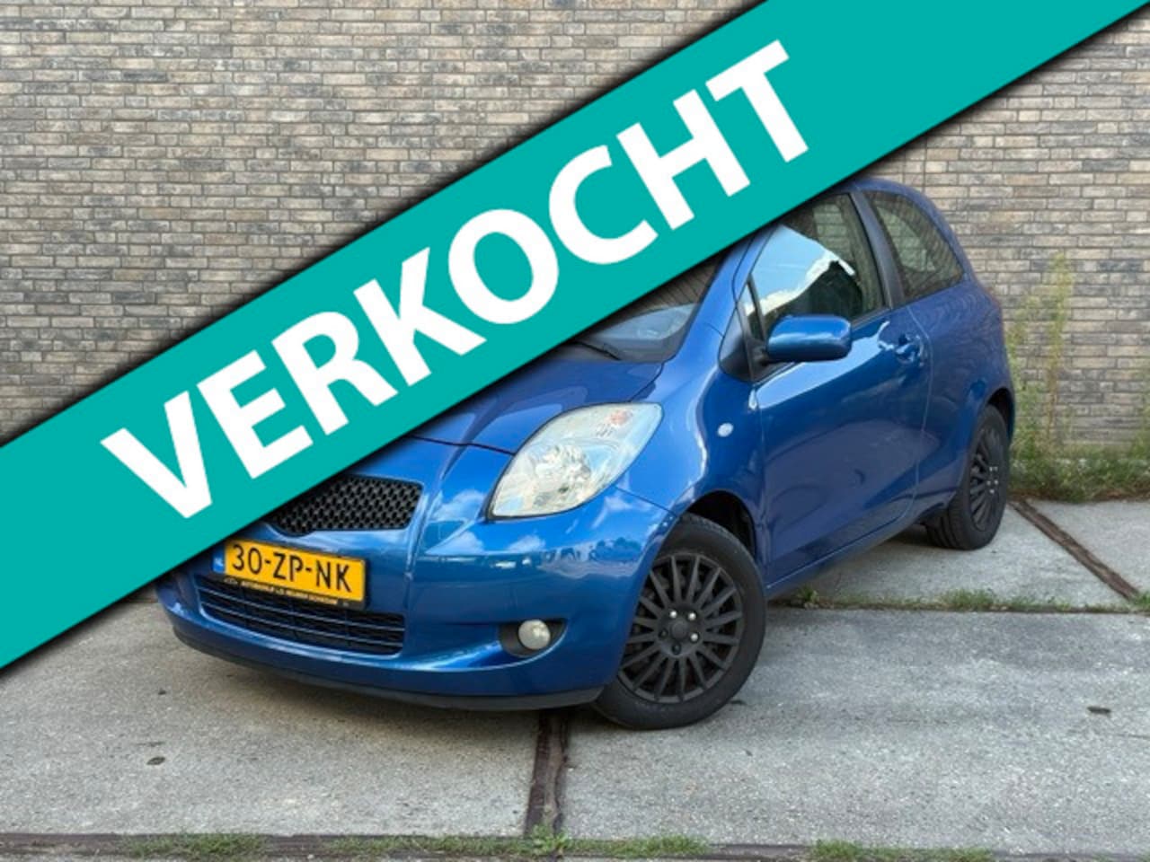 Toyota Yaris - 1.3 VVTi Sol Airco Trekhaak - AutoWereld.nl
