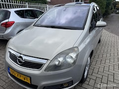 Opel Zafira - 2.2 Executive