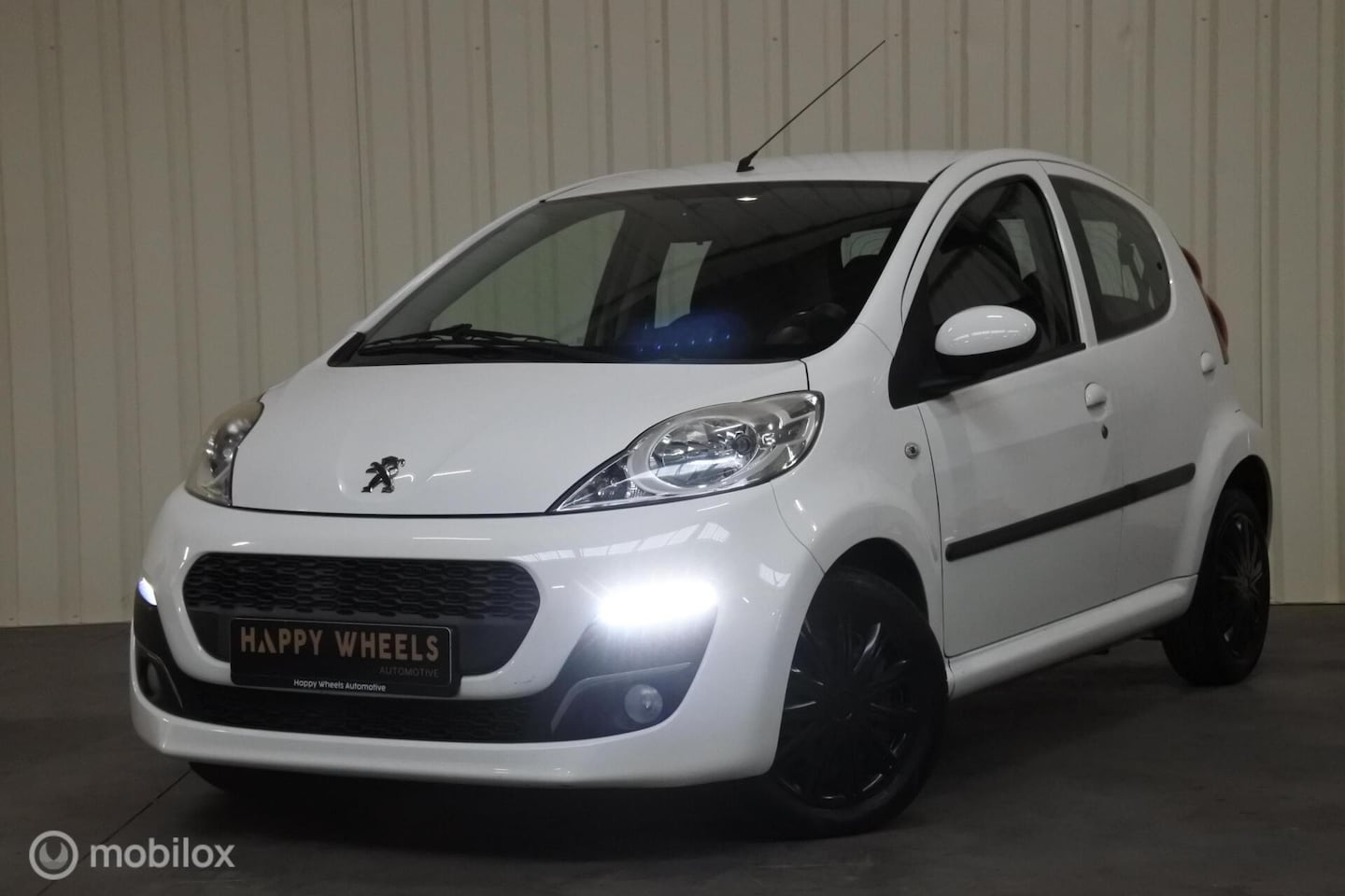 Peugeot 107 - I 1.0 I NAP I Carplay! I Airco I Elektr. ramen - AutoWereld.nl