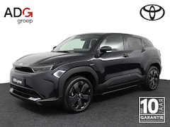 Toyota Urban Cruiser - Dynamic 61 kWh Uit voorraad leverbaar | Stoel/Stuurverwarming | Dodehoekdetectie |
