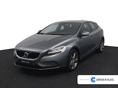Volvo V40 - 2.0 T3 Momentum | Stoelverwarming | Trekhaak | LED | Parkeersensoren Achter |