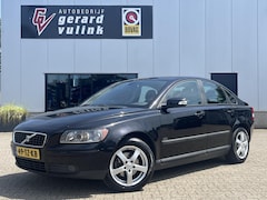 Volvo S40 - 1.6 APK 04-2027 AIRCO CRUISE TREKHAAK