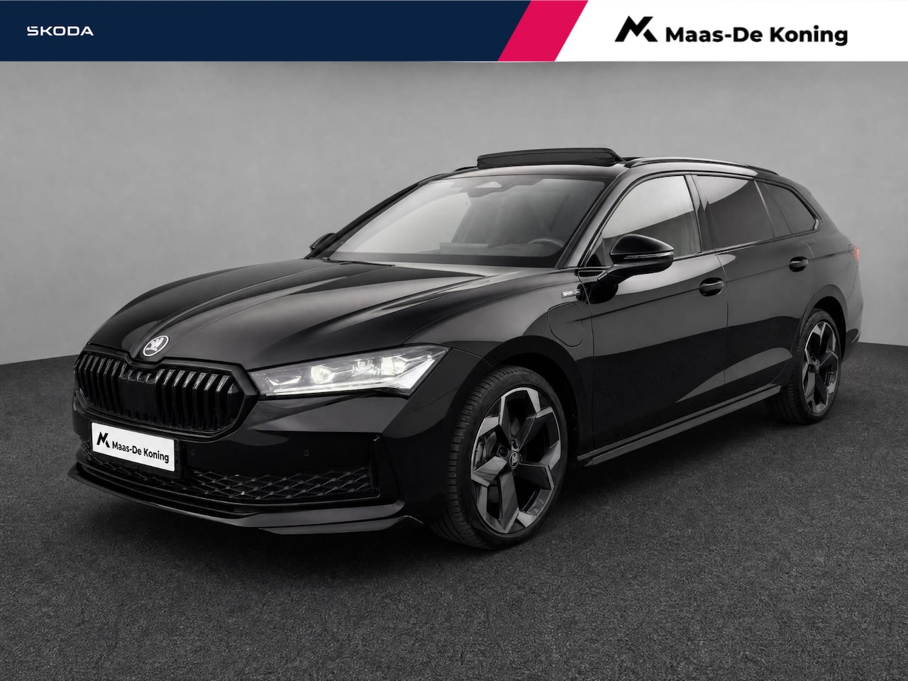 Skoda Superb - 1.5TSI 150kW/204PK PHEV Sportline Business · Leder · Panoramadak · Apple/Android Car Play - AutoWereld.nl