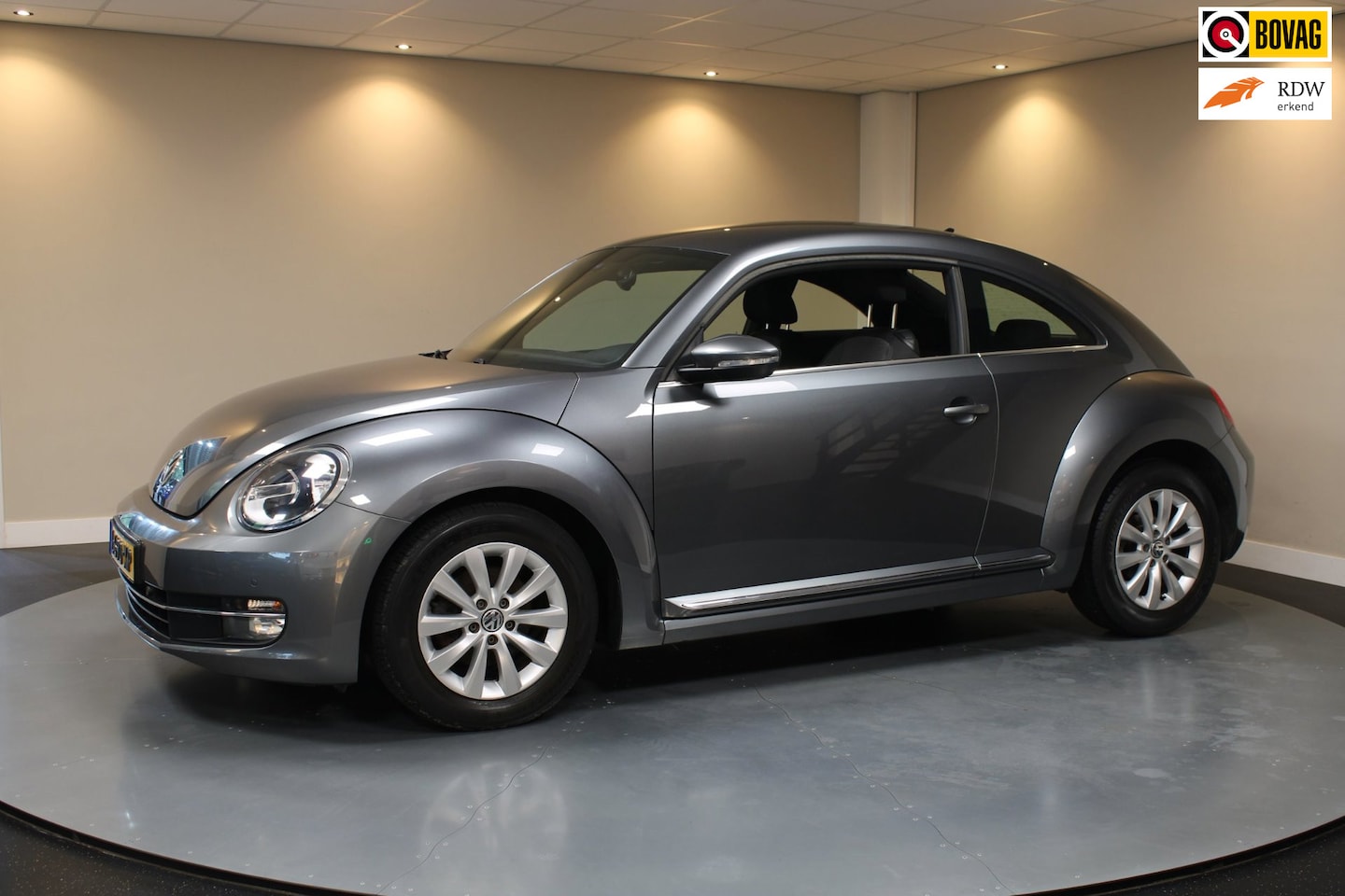 Volkswagen Beetle - 1.2 TSI Design BlueMotion *Stoelverw.* Cruise|Navi|Climate|Bluetooth|Isofix - AutoWereld.nl