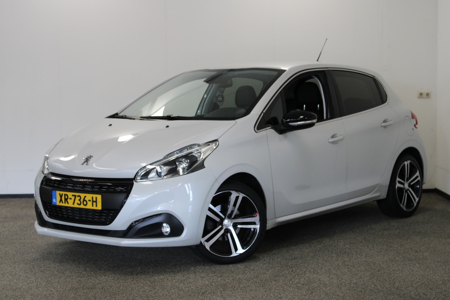 Peugeot 208 - 1.2 PureTech GT-Line 1.2 PureTech GT-Line - AutoWereld.nl