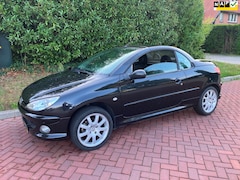 Peugeot 206 CC - 1.6-16V apk tot 2-2027 rijd goed leuke auto