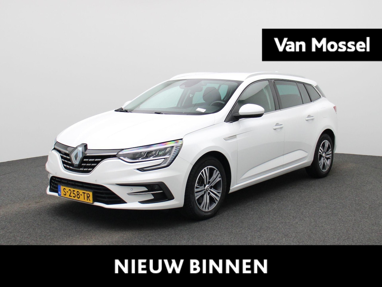 Renault Mégane Estate - Intens Plug-in Hybrid 160Pk | Navigatie & Apple & Android Carplay | Parkeersensoren Voor & - AutoWereld.nl