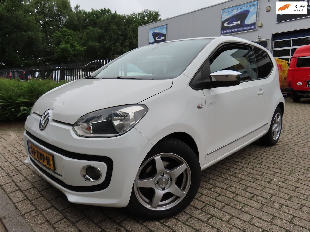 Volkswagen Up! - 1.0 high up! White Edition - AutoWereld.nl