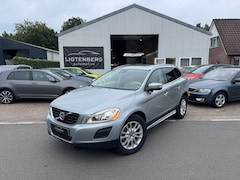 Volvo XC60 - 3.2 AWD Summum PANO/CRUISE/AIRCO/STLVRW/TREKHAAK
