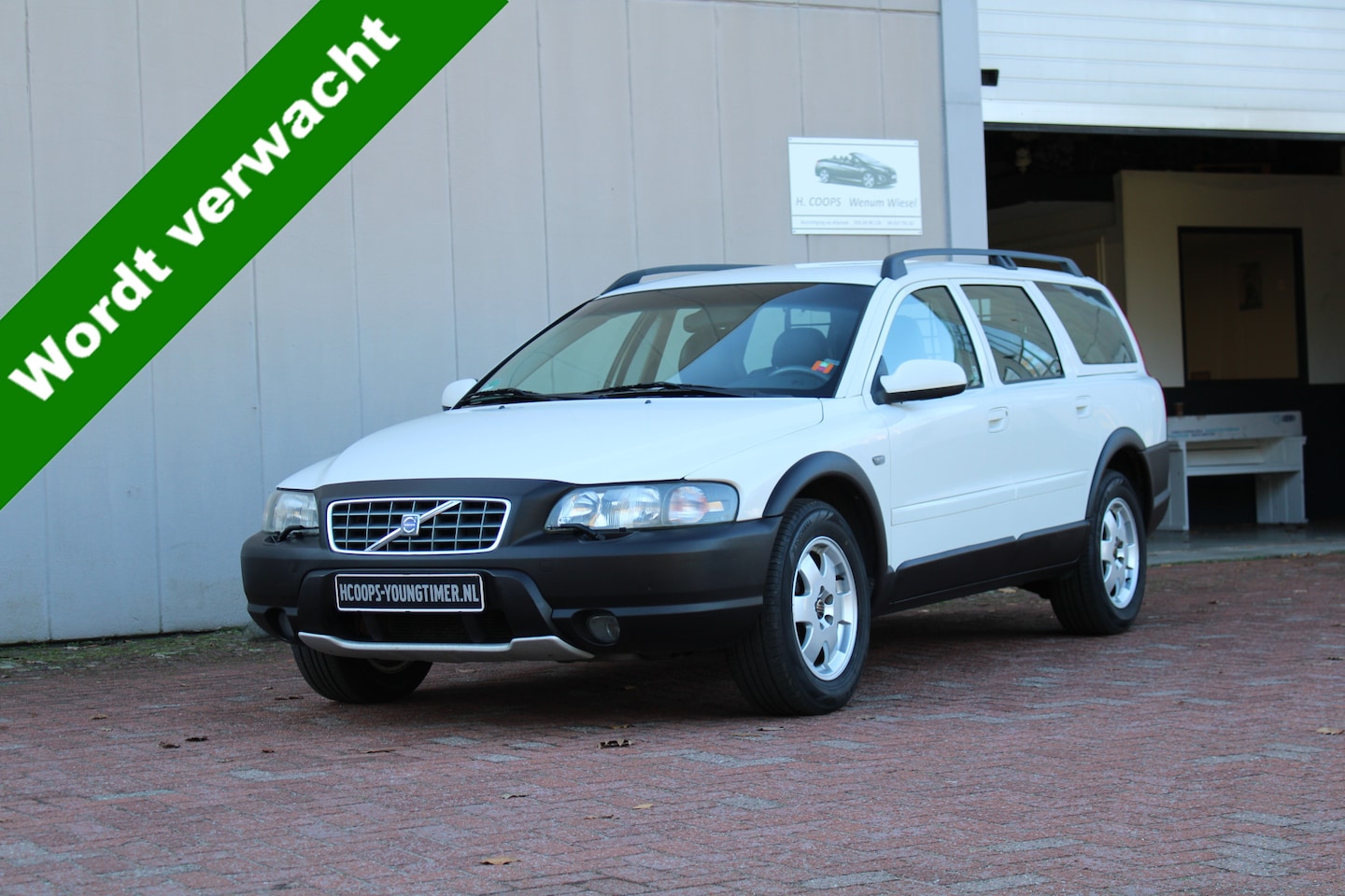 Volvo XC70 - 2.4 T AWD YOUNGTIMER | APPLE CARPLAY incl. 21% BTW - AutoWereld.nl