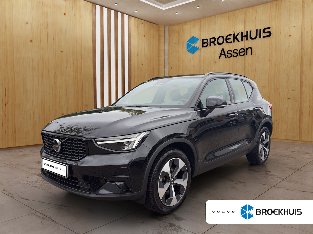 Volvo XC40 - 2.0 B4 Plus Dark | Harman Kardon | Stoel + Stuur Verwarming | Trekhaak | Camera | BLIS | K - AutoWereld.nl