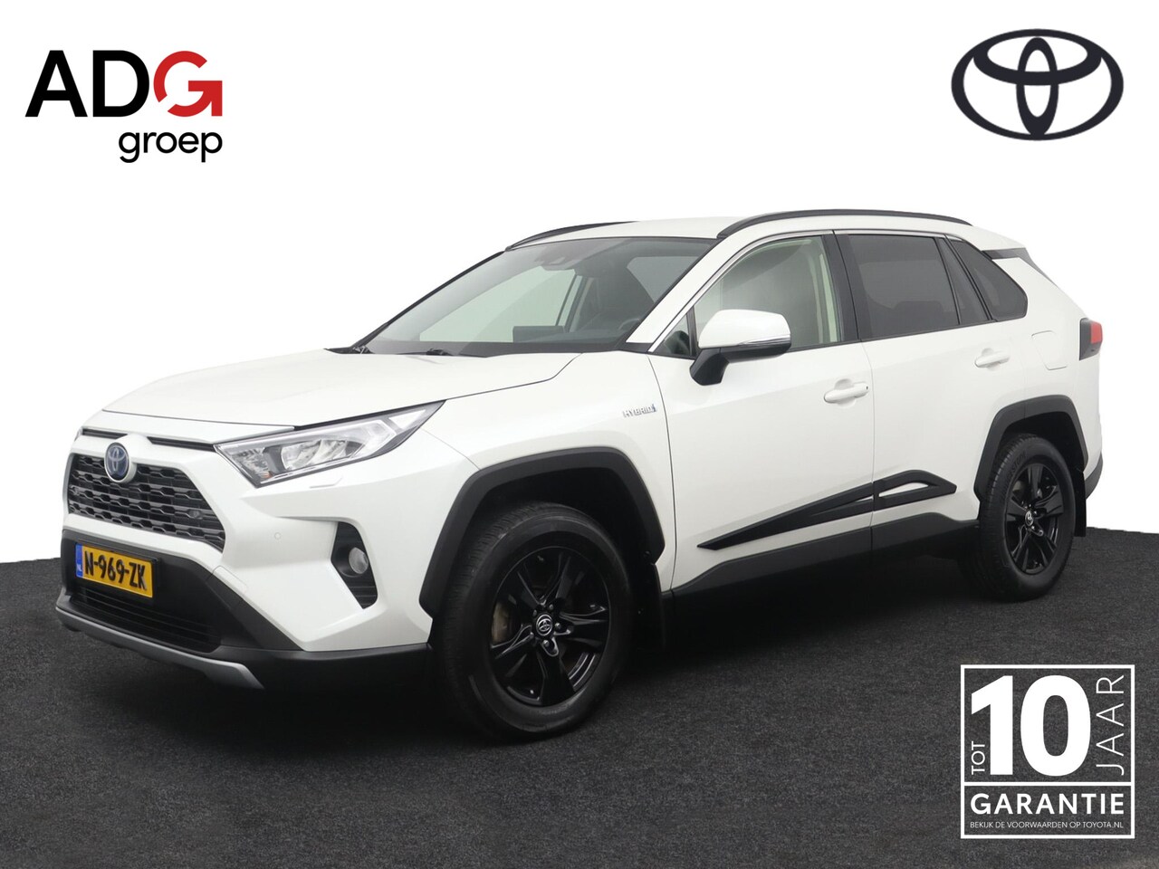 Toyota RAV4 - 2.5 Hybrid Dynamic | Stoelverwarming | Trekhaak | Lederen bekleding | Apple carplay Androi - AutoWereld.nl