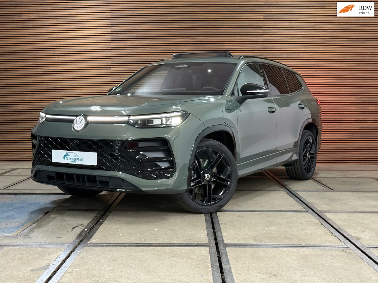 Volkswagen Tayron - 1.5 eHybrid R-Line Edition | Fabr. garantie tot 2030 | 272PK | Black Style | Pano | Harman - AutoWereld.nl