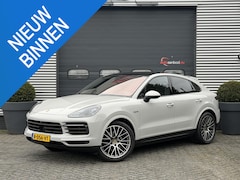 Porsche Cayenne Coupé - 3.0 E-Hybrid Platinum Edition Sport Chrono | Panoramadak | 360* Camera | Head-Up Display |