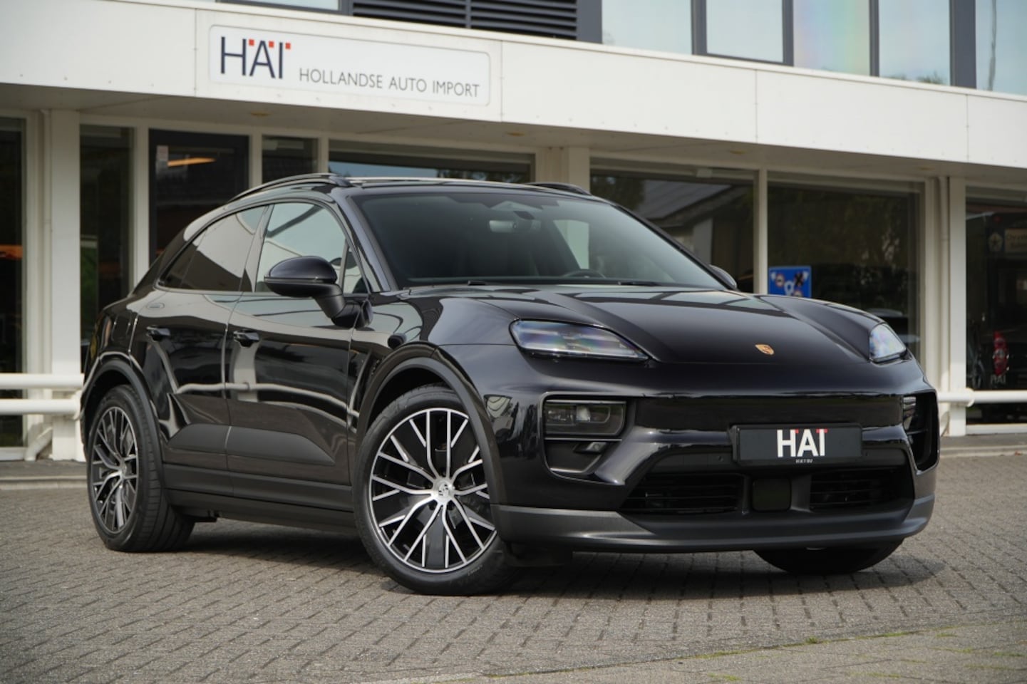 Porsche Macan - 4-100 kWh I Luchtvering I Pano I ACC I SOH 98% - AutoWereld.nl