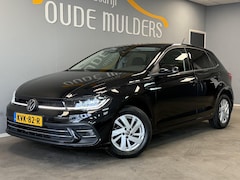 Volkswagen Polo - 1.0 TSI Style | Trekhaak | Adaptive cruise | Clima | IQ light | Carplay| Stoelverwarming |