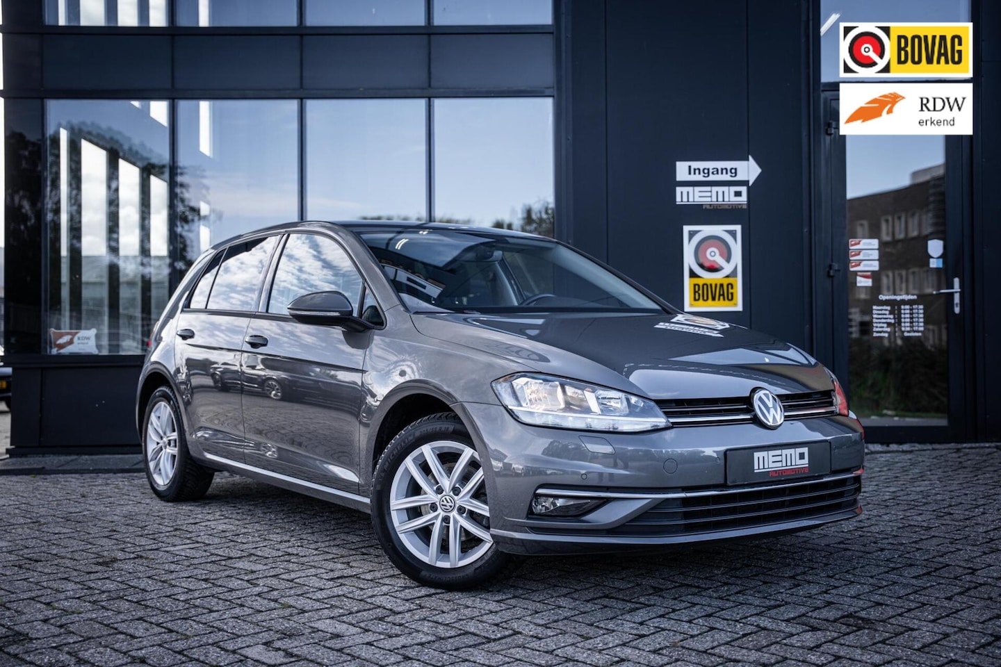 Volkswagen Golf - 1.0 TSI Comfortline*CARPLAY*ACC*CLIMA*NAVI* - AutoWereld.nl