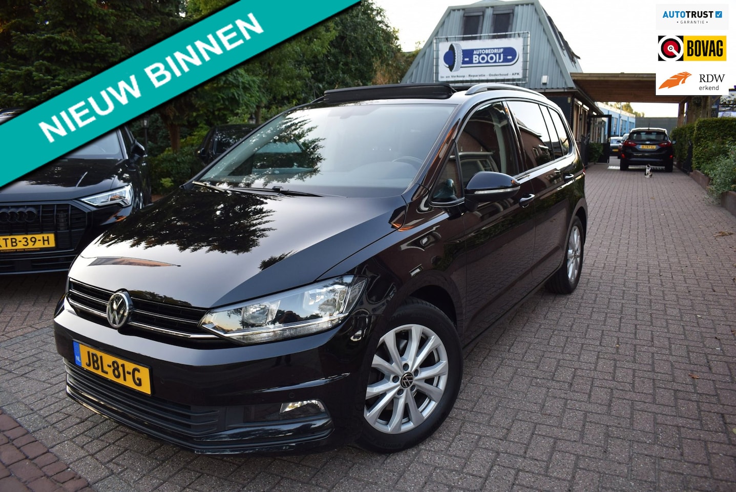 Volkswagen Touran - 1.5 TSI Comfortline Business 7p PANO DAK/ADAP CRUISE/TREKH/AIRCO 3 ZONES/NAVI/CAMERA/CARPL - AutoWereld.nl
