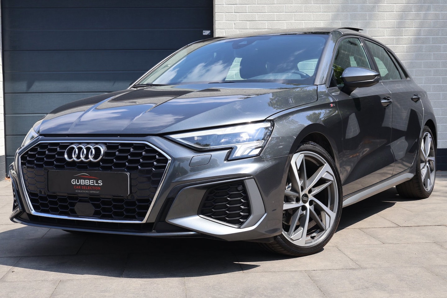 Audi A3 Sportback - 35 TFSI S edition S-Line | Pano | Matrix | ACC - AutoWereld.nl