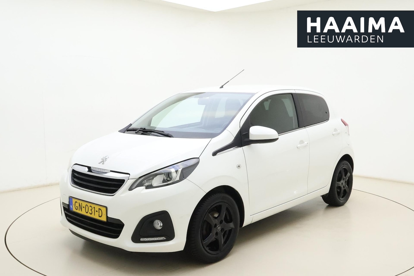 Peugeot 108 - 1.0 e-VTi Première | Airco | Bluetooth | Lichtmetalen velgen | LED dagrijverlichting - AutoWereld.nl
