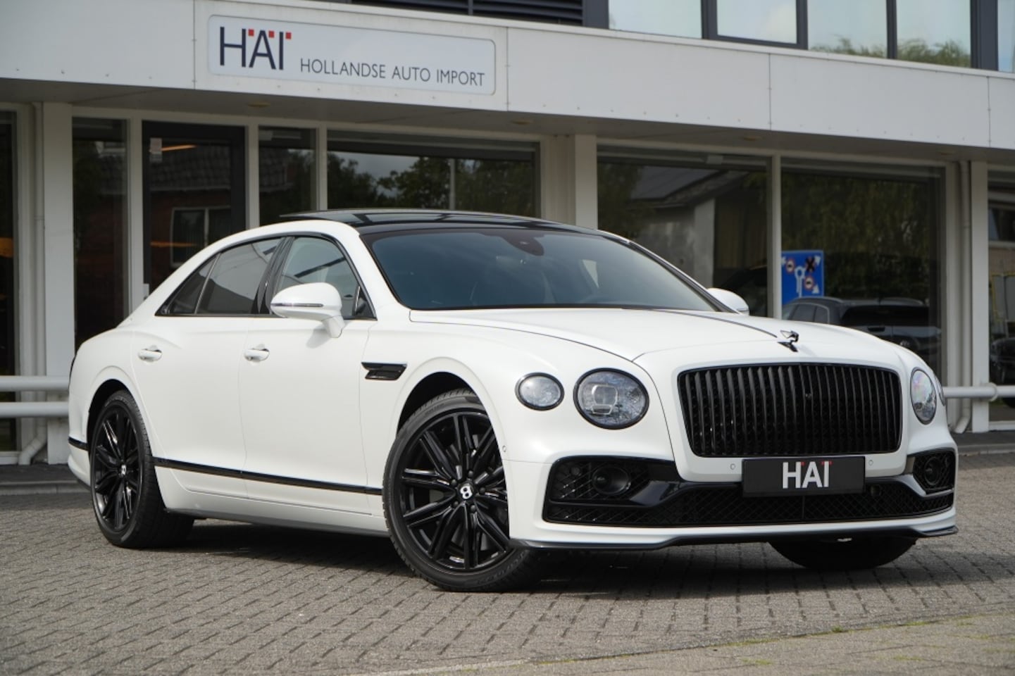 Bentley Flying Spur - 4.0 V8 I Mulliner I Pano I 1e eigenaar I Nederlands geleverd I - AutoWereld.nl