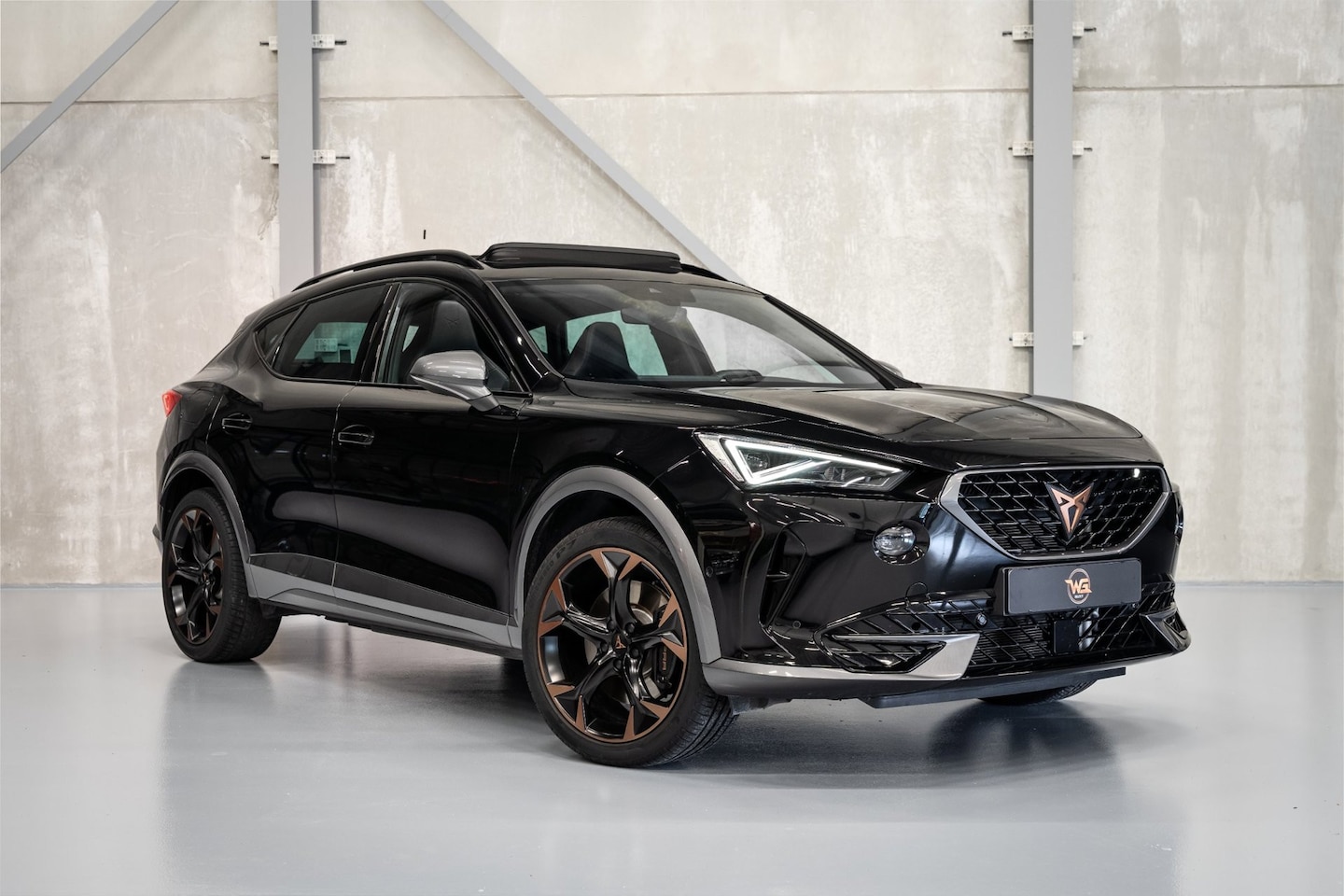 CUPRA Formentor - 1.4 e-HYBRID VZ 245 PK | Panoramadak | DCC | Matrix LED | Memory | 19" Koper | Supersport - AutoWereld.nl
