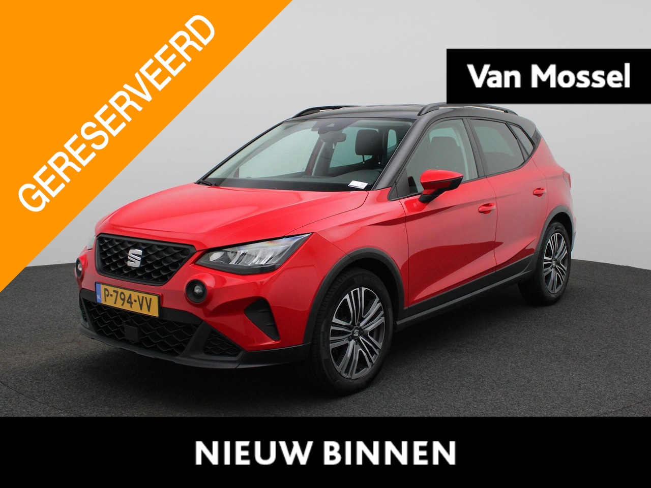 SEAT Arona - 1.0 TSI Style Business Intense | Apple Carplay / Android Auto | Parkeersensoren | Stoelver - AutoWereld.nl