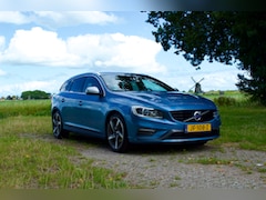 Volvo V60 - 1.5 T3 R-Design