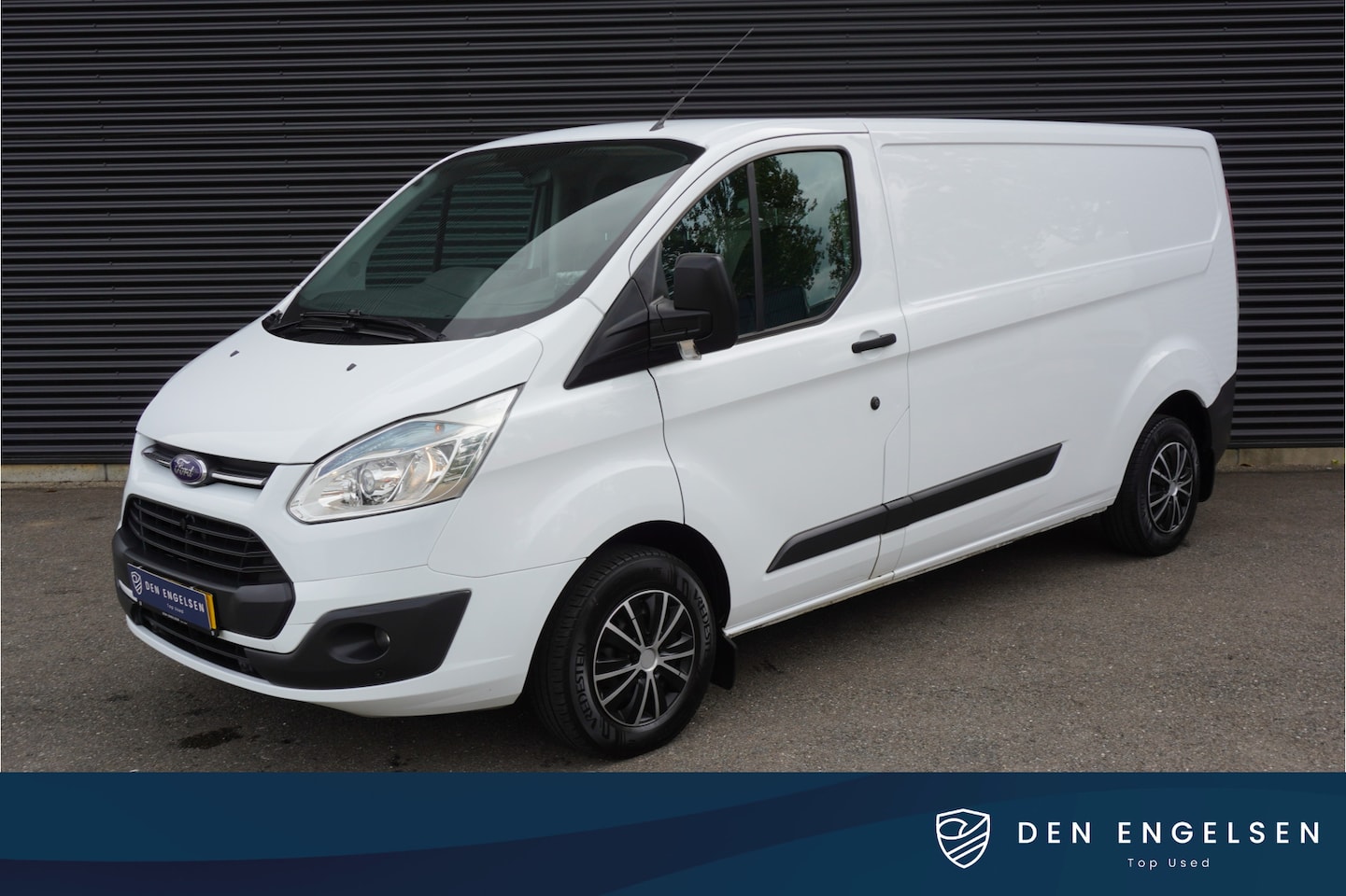 Ford Transit Custom - 155pk L2H1 Airco Trekhaak Camera Cruise control - AutoWereld.nl