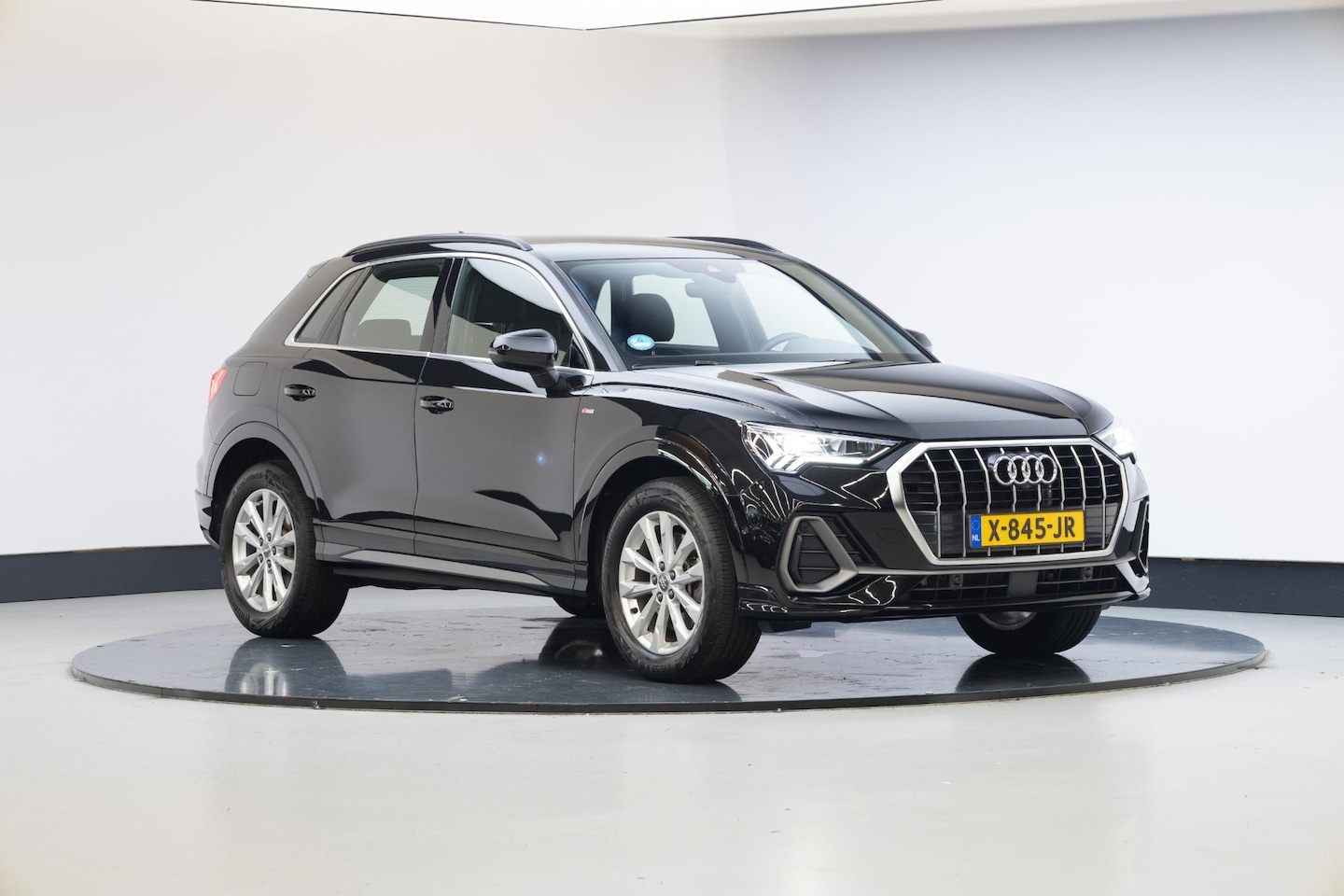 Audi Q3 - 45 TFSI e S edition | 360 Graden | Stoelverw. | Leren Bekleding | - AutoWereld.nl