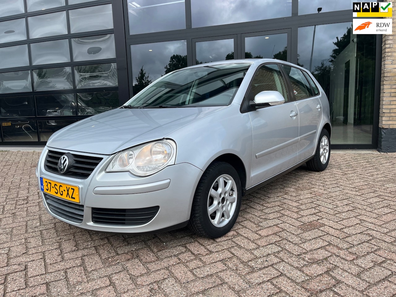 Volkswagen Polo - 1.4-16V Turijn 1.4-16V Turijn, Airco, 1 eigenaar - AutoWereld.nl