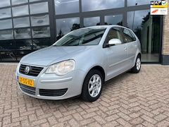Volkswagen Polo - 1.4-16V Turijn, Airco, 1 eigenaar