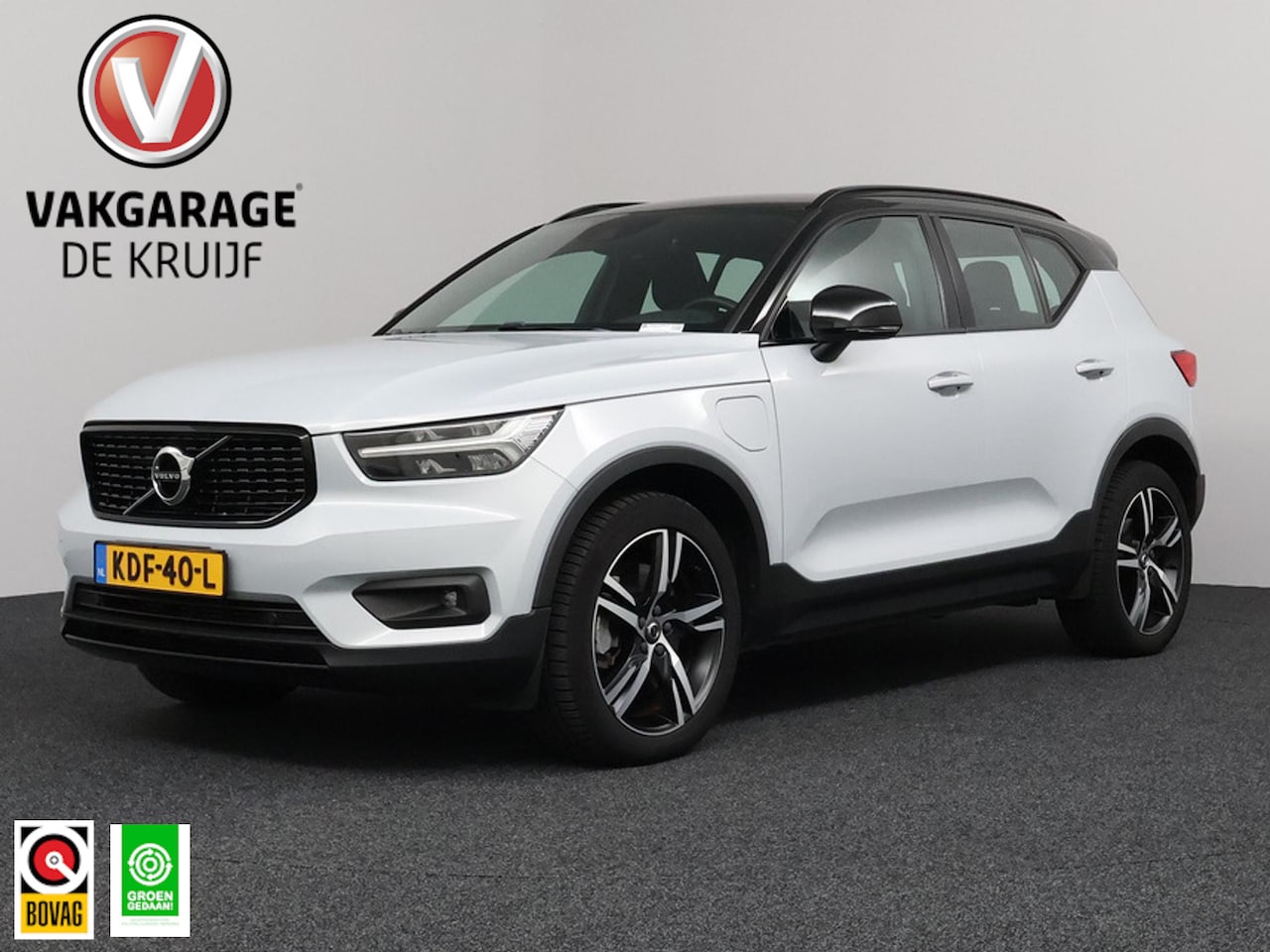 Volvo XC40 - 1.5 T5 Recharge R-Design | AutoPilot | LED | Navigatie! - AutoWereld.nl