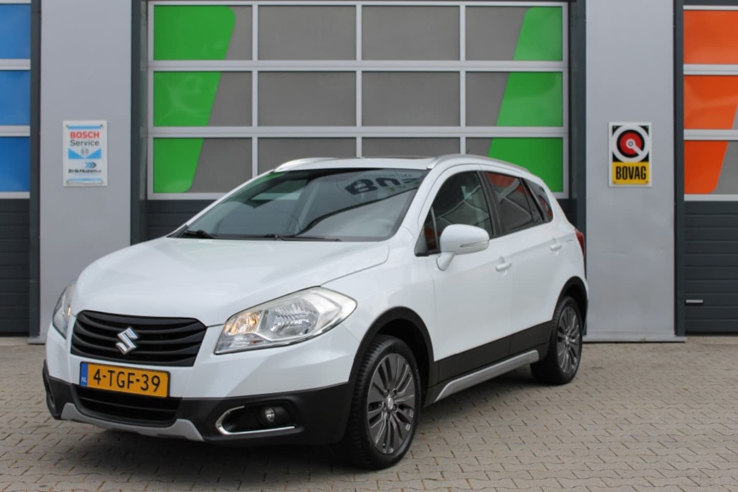 Suzuki SX4 - 1.6 Exclusive / open dak / Bluetooth / Stoelverwarming / Cruisecontrol / Rijklaar! - AutoWereld.nl