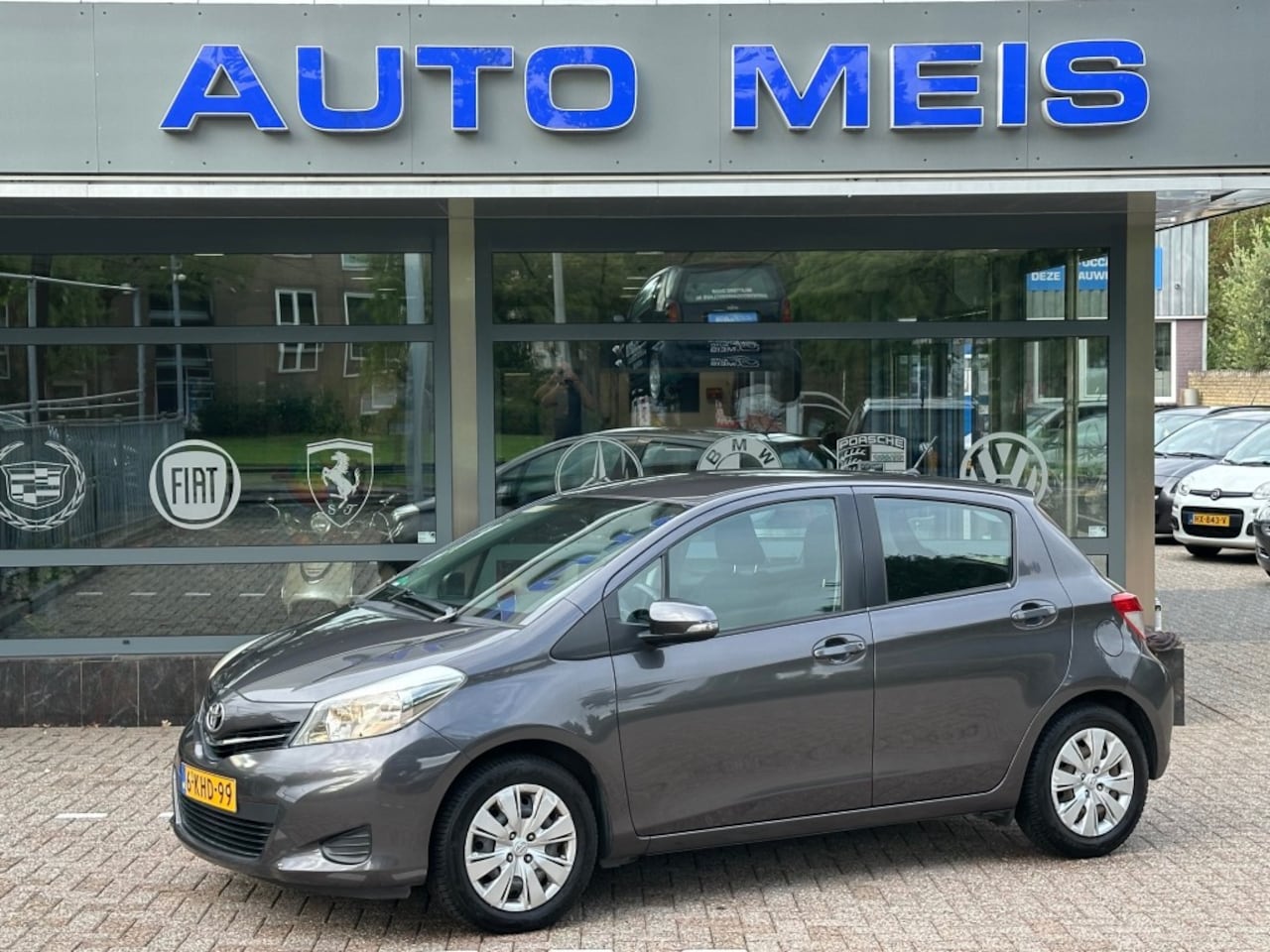 Toyota Yaris - 1.3 VVT-I Aspiration Navi Camera Airco Telefoon Cruise - AutoWereld.nl