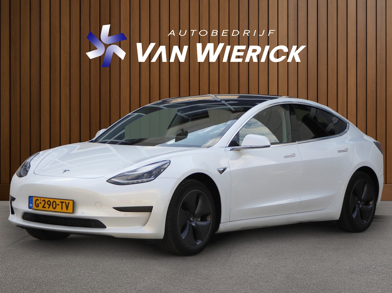 Tesla Model 3 - Standard RWD Plus 60 kWh | Trekhaak | 360 Camera | Panoramadak - AutoWereld.nl