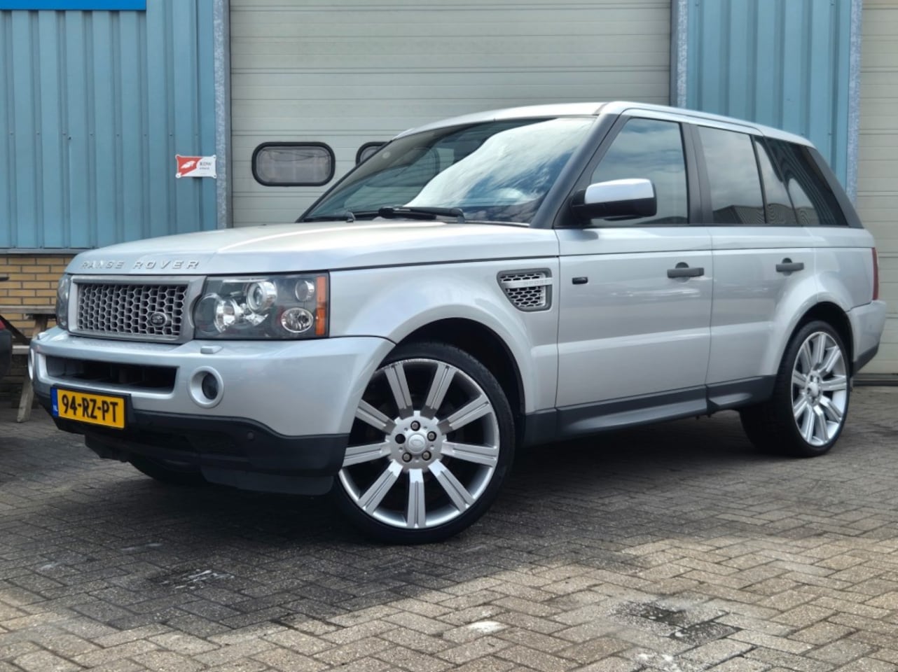 Land Rover Range Rover Sport - 4.4 V8 HSE sport 4.4 V8 HSE - AutoWereld.nl