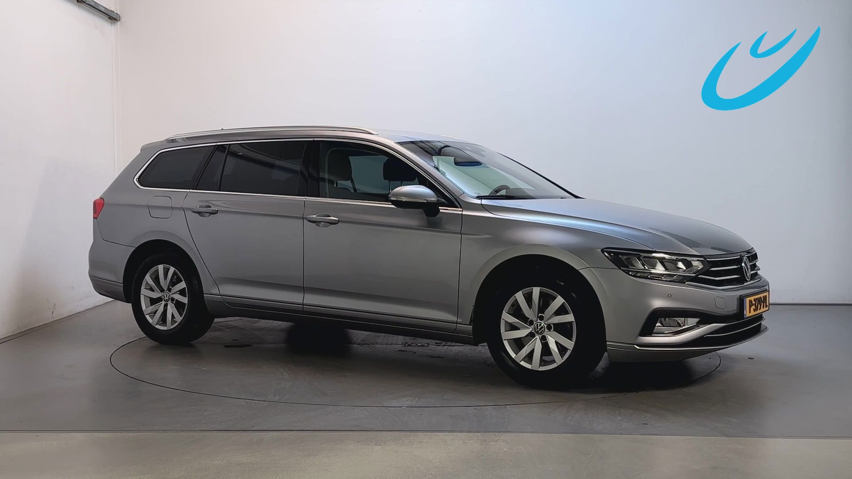 Volkswagen Passat Variant - 1.5 TSI 150pk DSG Business Camera Navigatie Virtual Cockpit DAB+ - AutoWereld.nl