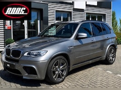 BMW X5M - 4.4i 555pk Akrapovic | Facelift | Panodak | Keyless entry & Go