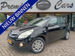 Hyundai i20 - 1.2i DynamicVersion Airco, TREKH, BETROUWBAAR EN ZUINIG