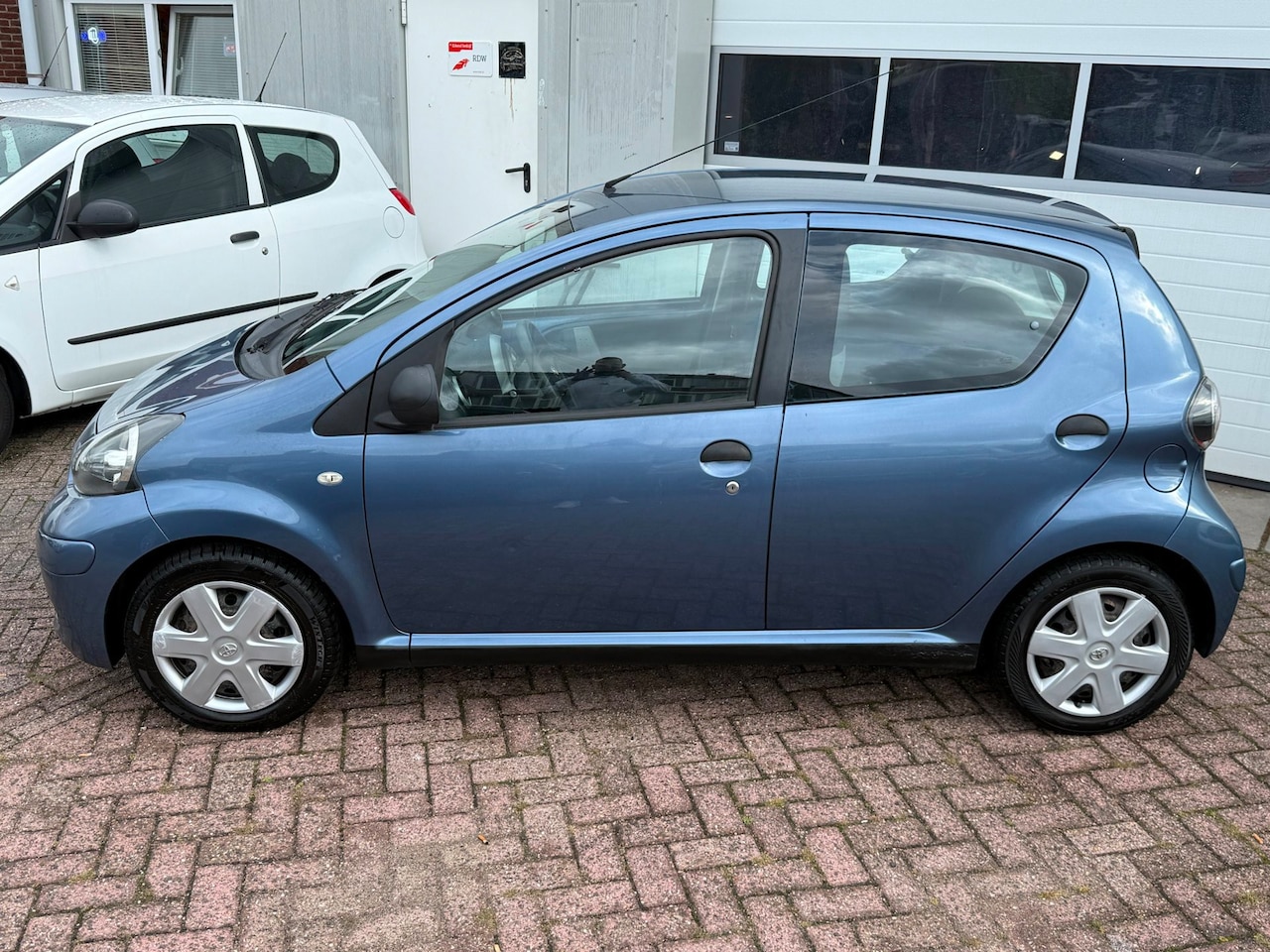 Toyota Aygo - 1.0-12V Access 1.0-12V Access - AutoWereld.nl
